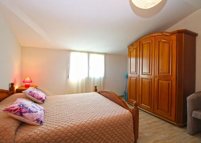 Oliva 2211 Appartement *