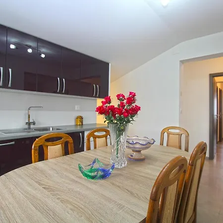 Apartmán Oliva 2211 *